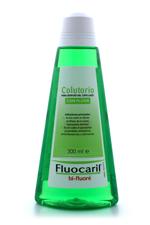 Fluocaril colutorio/enjuague bucal fluorado está recomendado en embarazadas