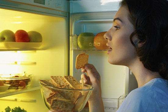 Snacking-between-hours_diaporama_550